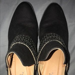 Black bootie back zipper